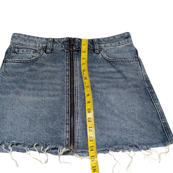 WE THE FREE Free People Zip up Jean Skirt Size 27 - Picture 8 of 9